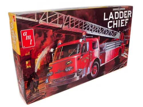 AMT AMERICAN LAFRANCE LADDER CHIEF FIRE TRUCK 1:25 SCALE MODEL KIT