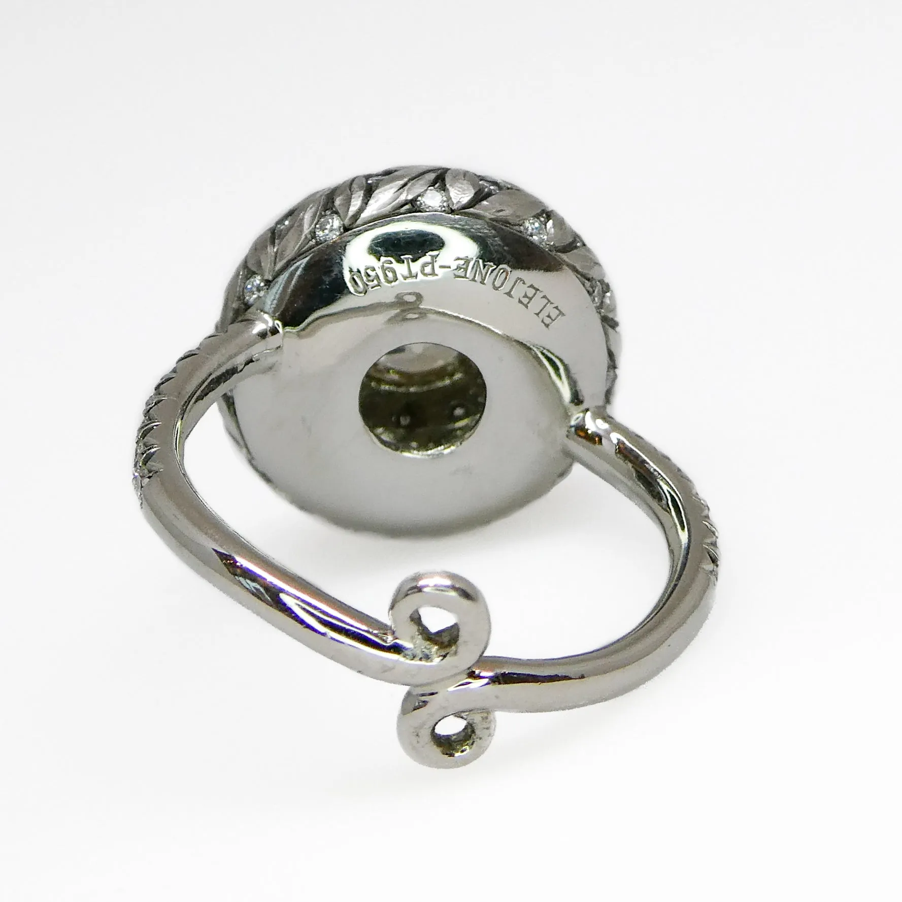 Anatoly Novik Hand Engraved Diamond Ring
