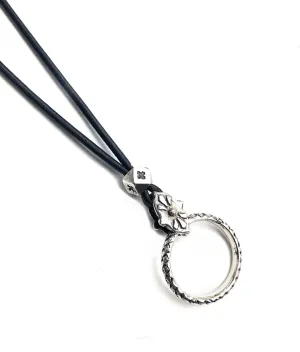 Classic Fleur Necklace