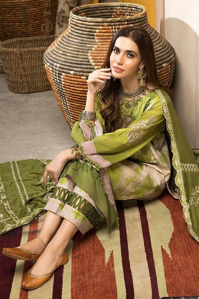 CNW-8 | Charizma Naranji Unstitched Embroidered Khaddar With Embroidered Shawl Vol-1 Collection | Unstitched Embroidered Suit