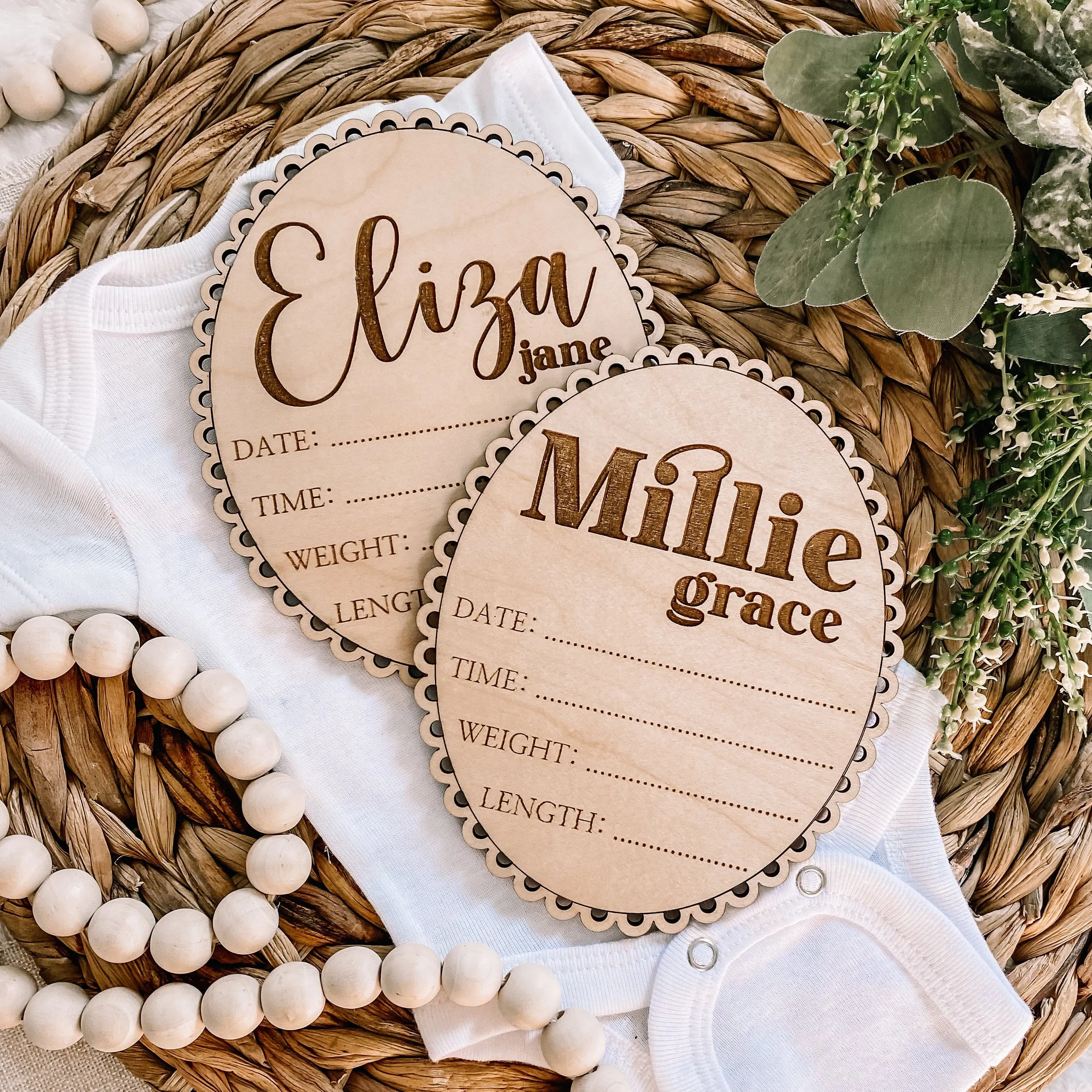 Custom Scalloped Edge Hello World Birth Stat Sign - Cursive