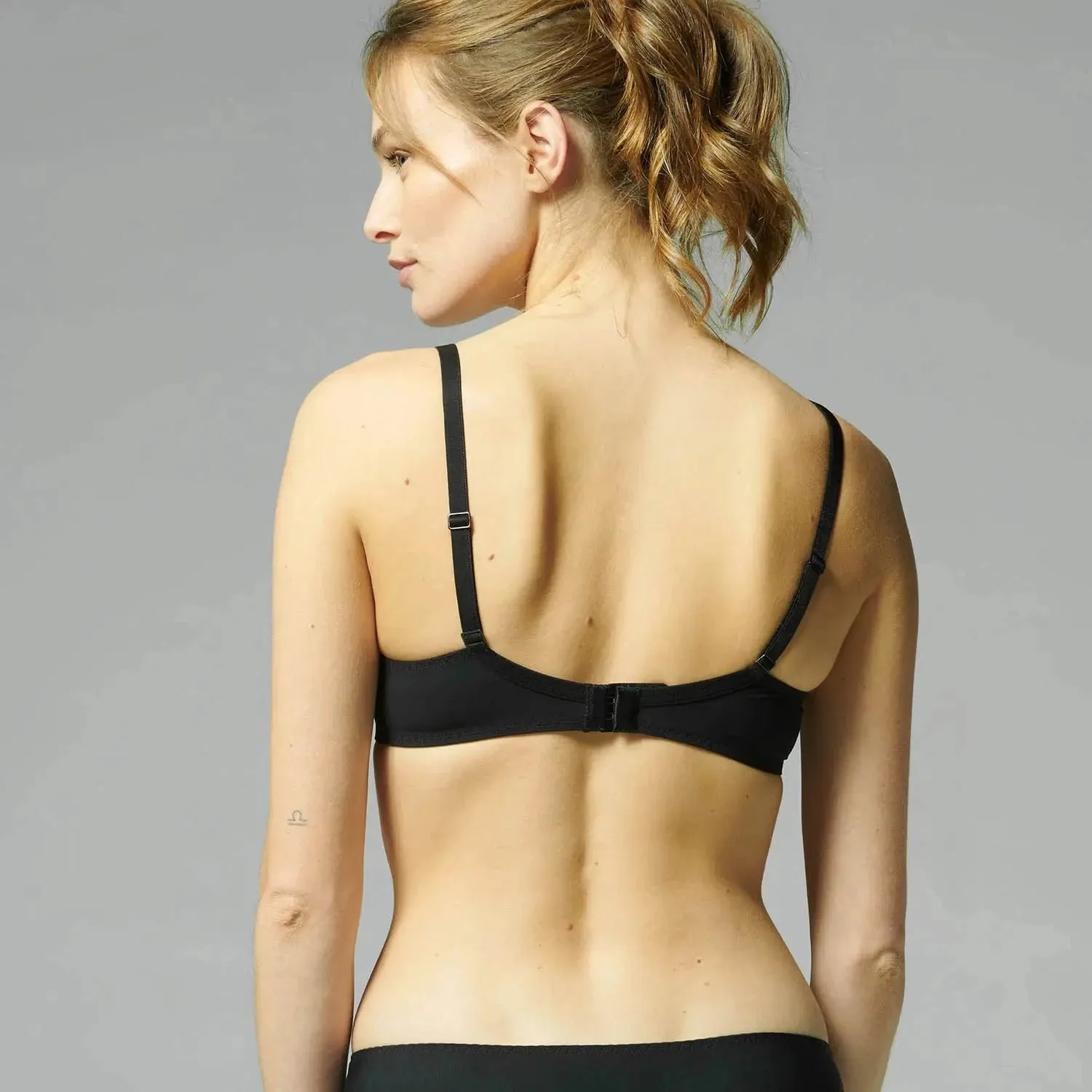 Delice Full Cup Plunge Bra In Moonlight - Simone Perele