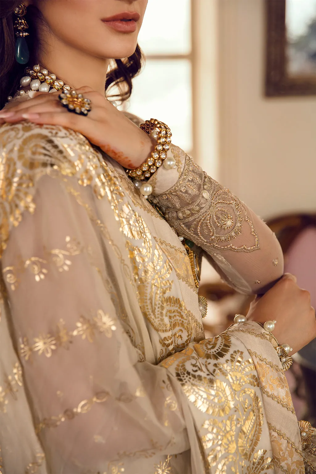 EVELINE | Afrozeh La Fuchsia Wedding Edition 2022 | Unstitched Embroidered Net Suits