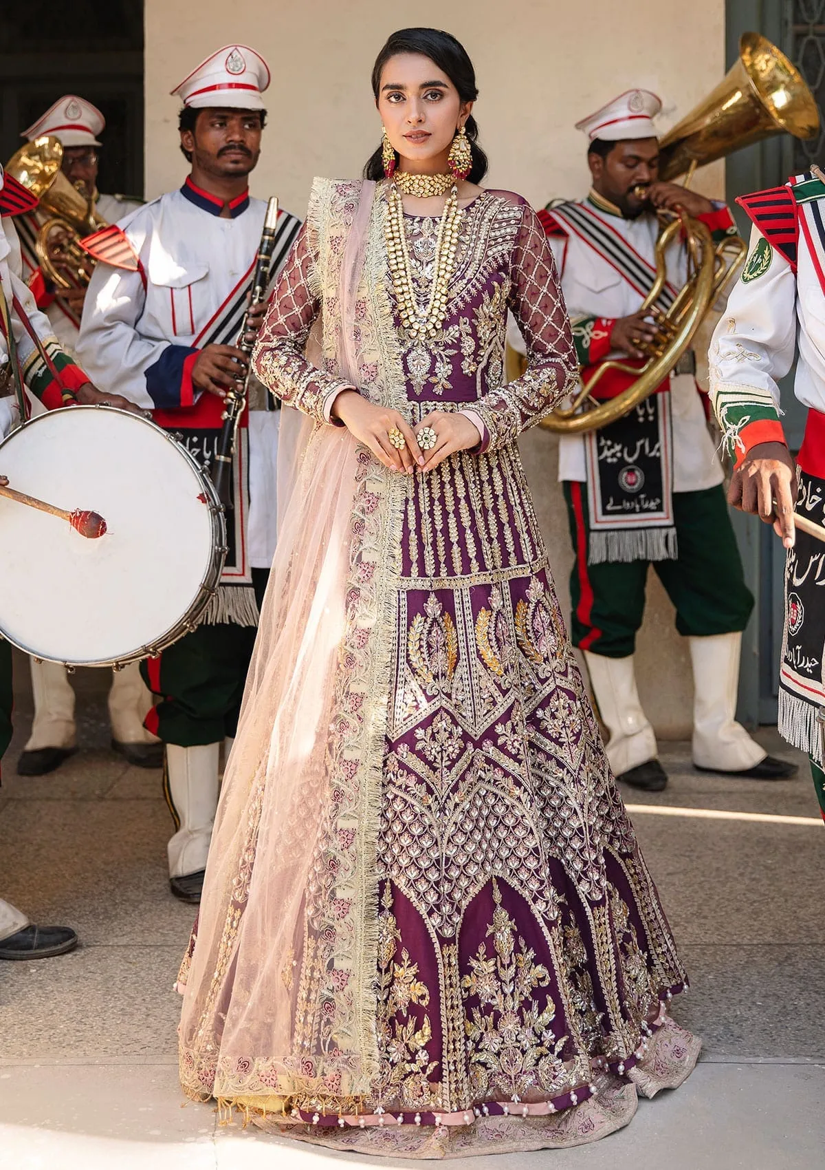 EVW-06 NOOR JANAH