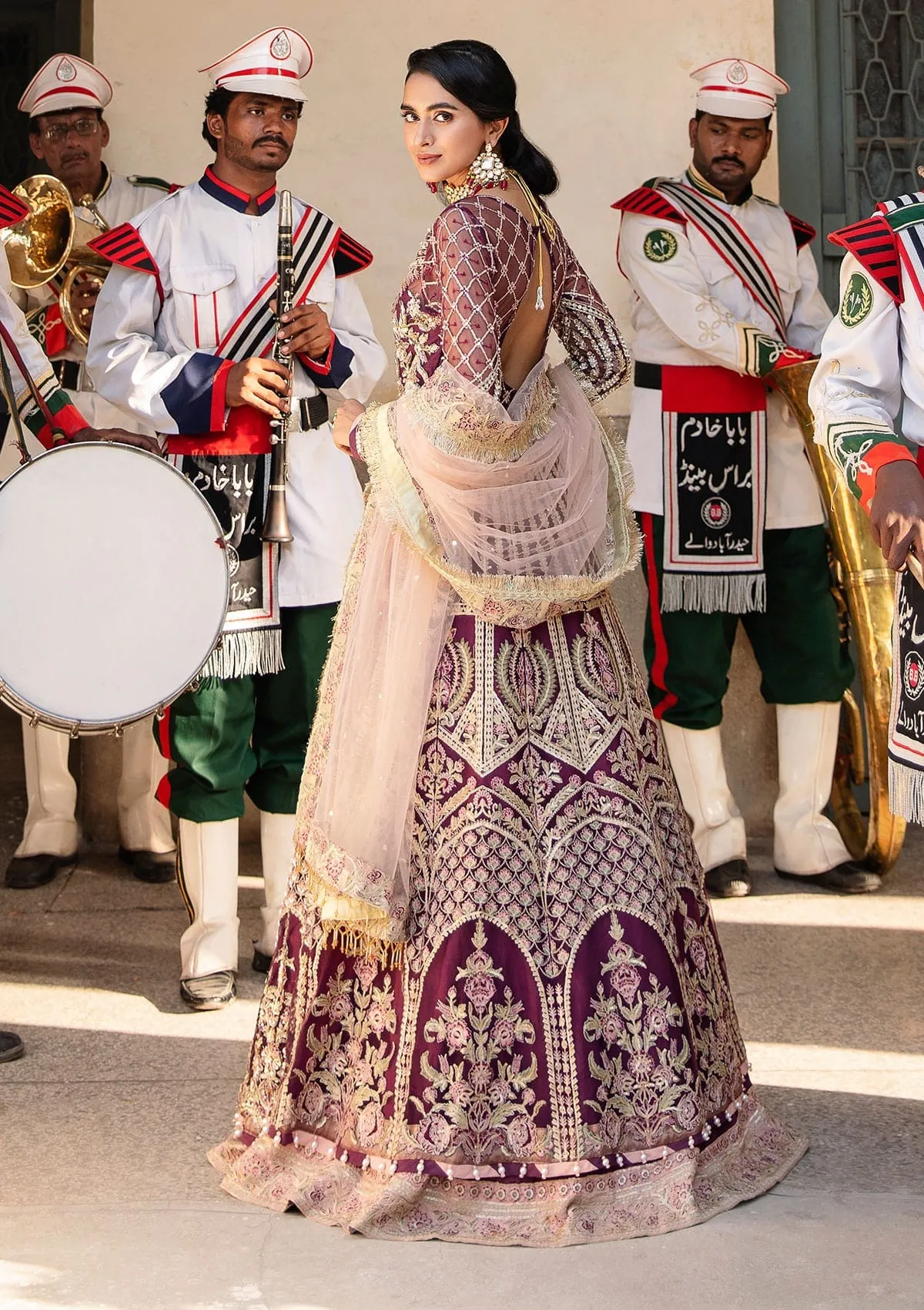 EVW-06 NOOR JANAH