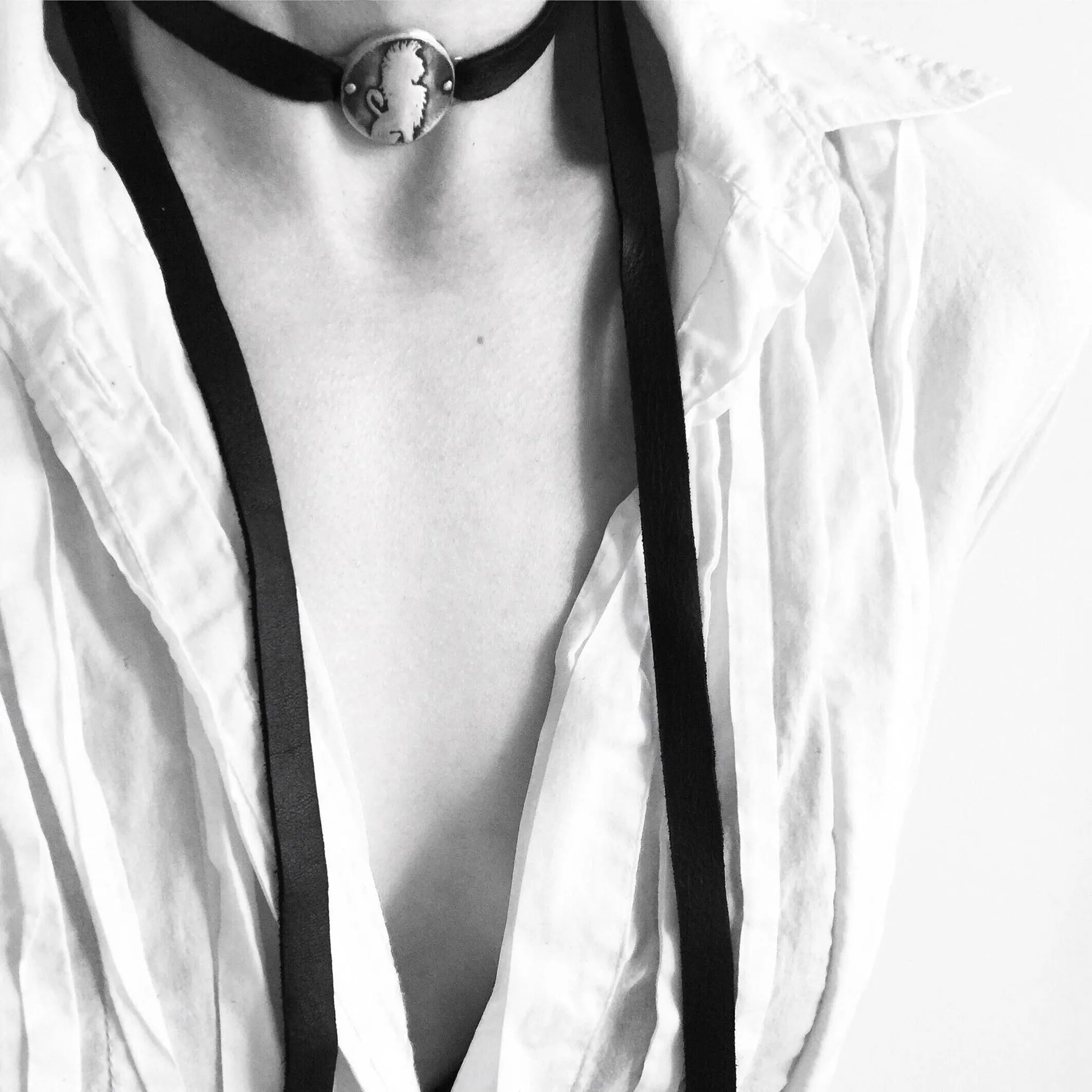 Eye medallion Leather Strap - Choker / Wrap Bracelet - Bronze