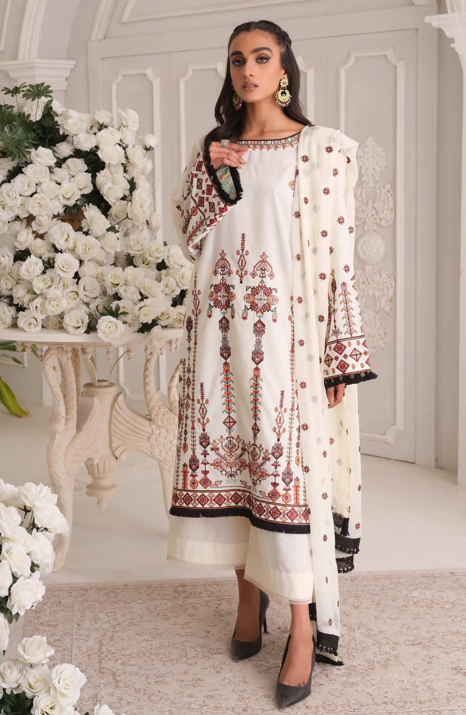 GULL (MLRD-017) |  Maryum N Maria Luxury Pret Eid Edit 2022 | Stitched Ready to Wear Suits