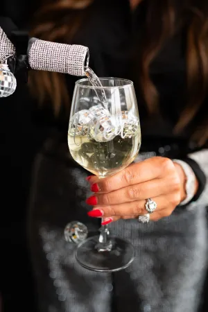 Hand Engraved Wine Glass - stem   stemless