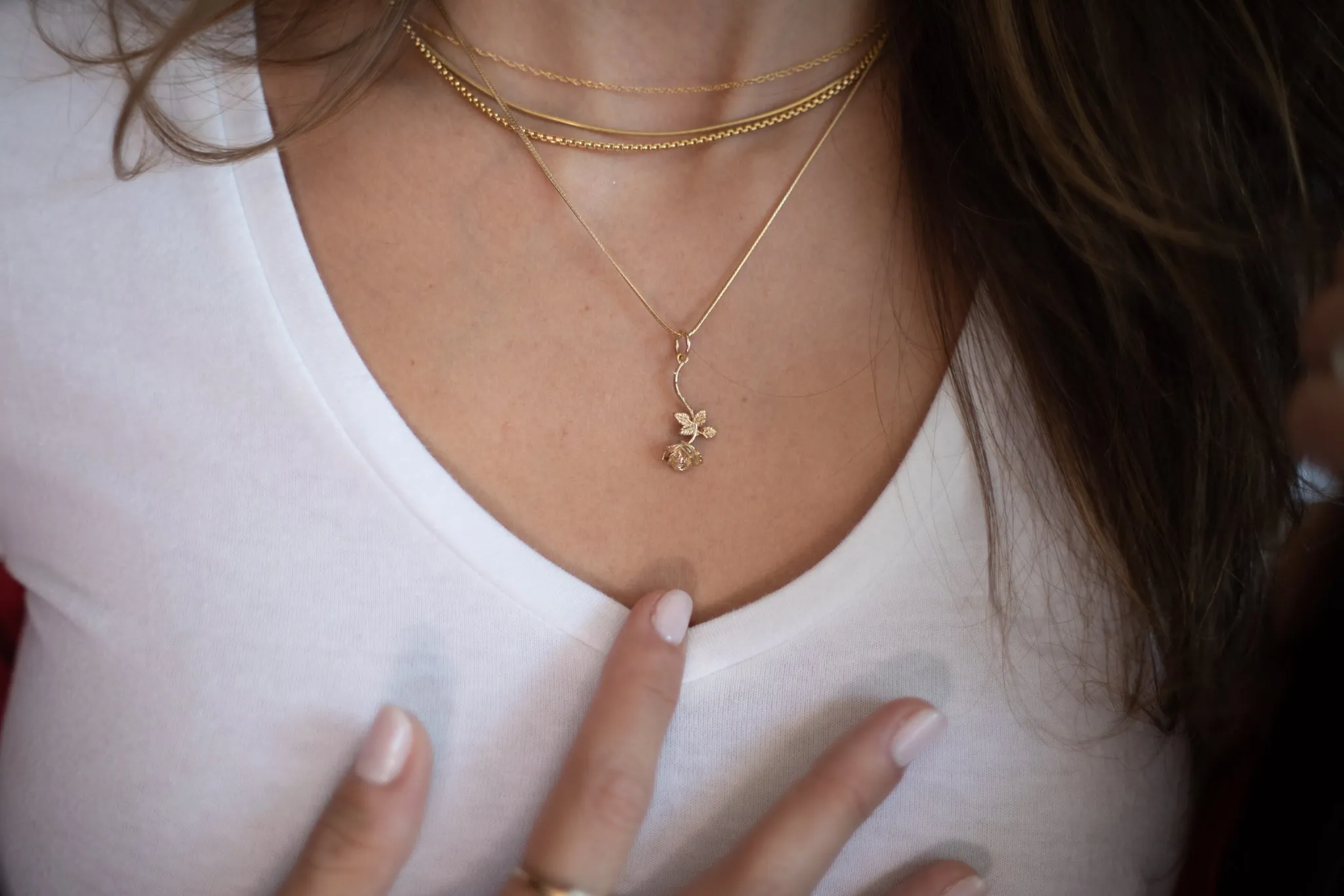 HANGING ROSE PENDANT