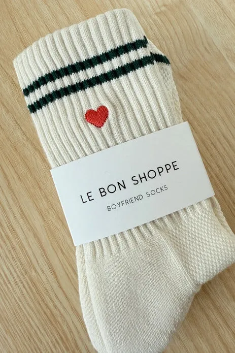 LE BON SHOPPE EMBROIDERED BOYFRIEND SOCKS || PARCHMENT   HEART