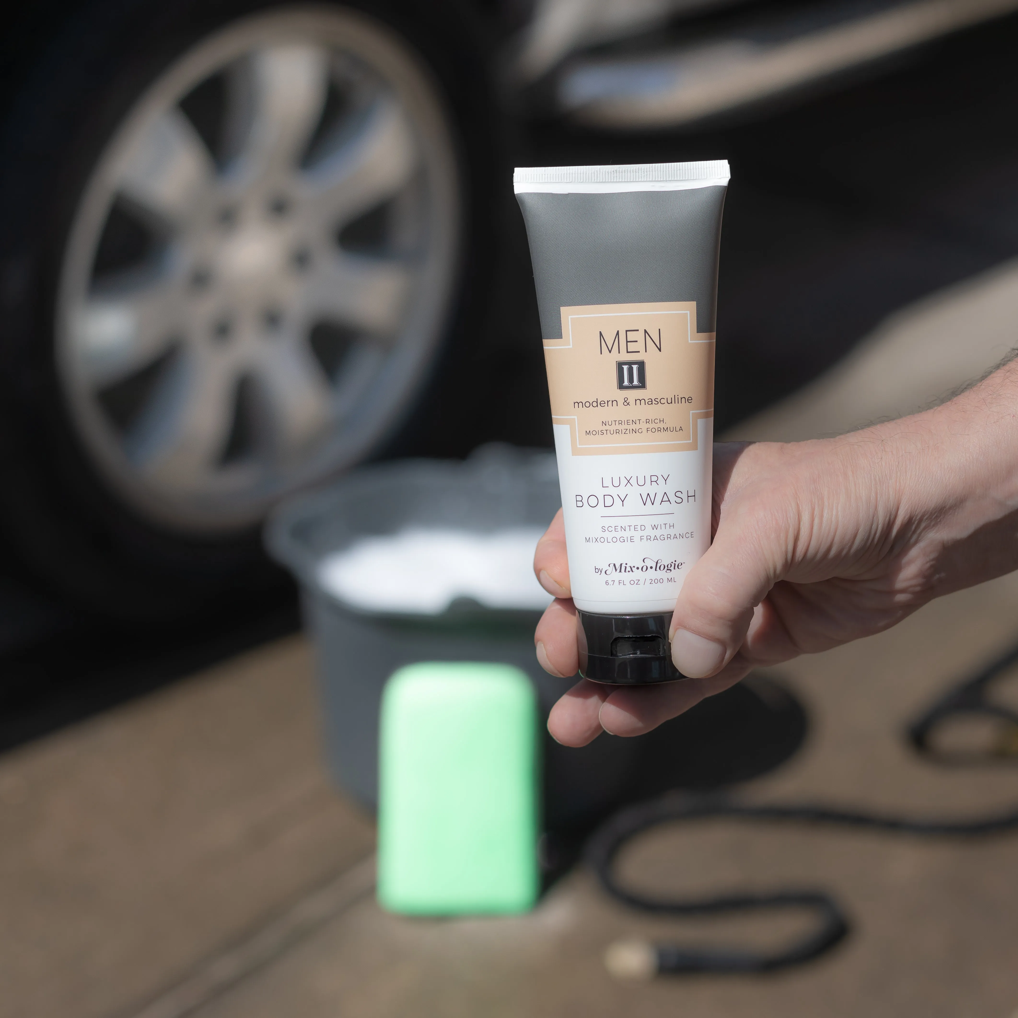 Luxury Body Wash & Shower Gel - Men's II (modern and masculine) scent