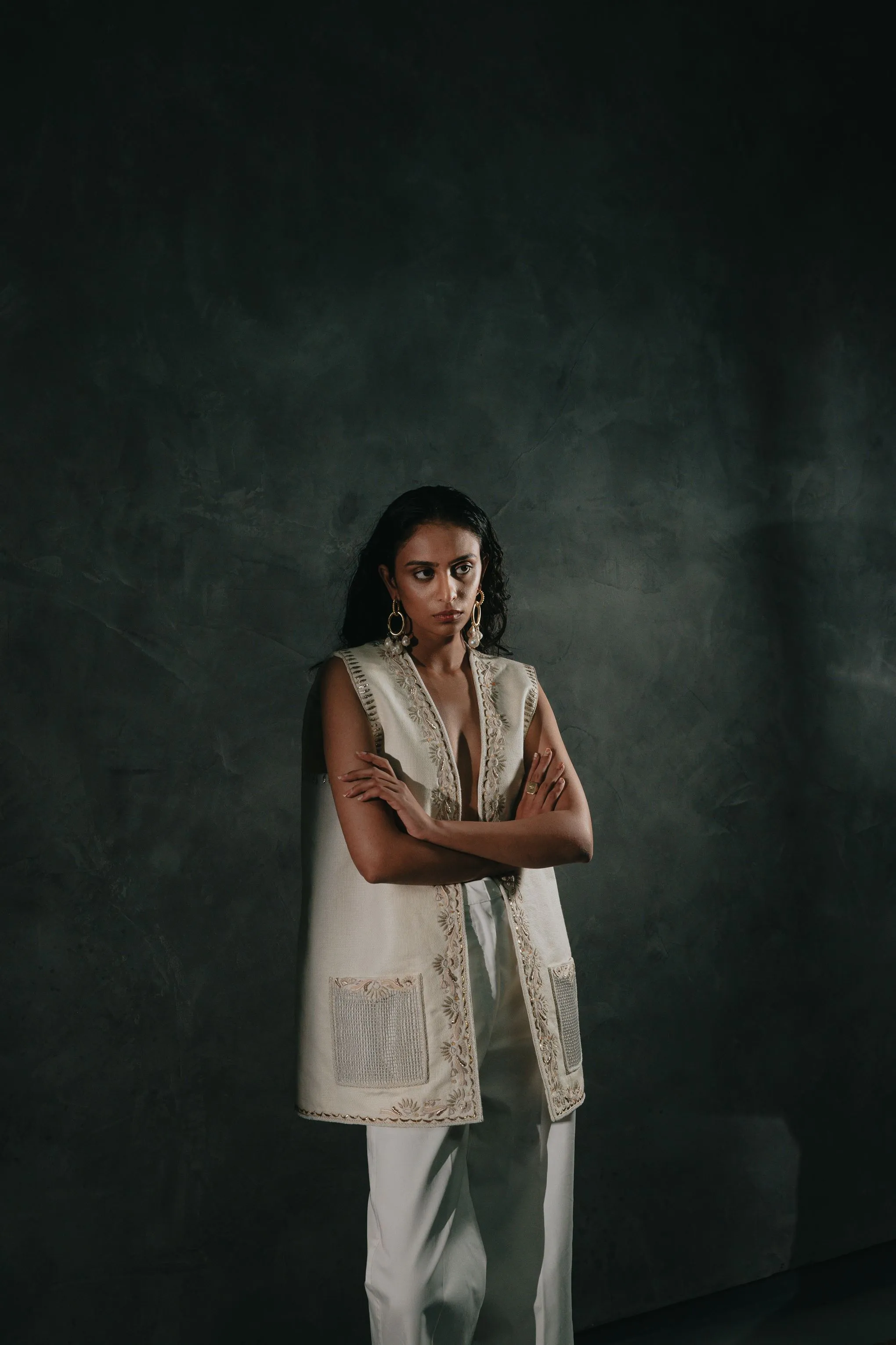 New Season Summer to Fall 2024--Jacket Bundi Embroidered Linen Off White-CH2/15-Senso-Fashion Edit Hemji