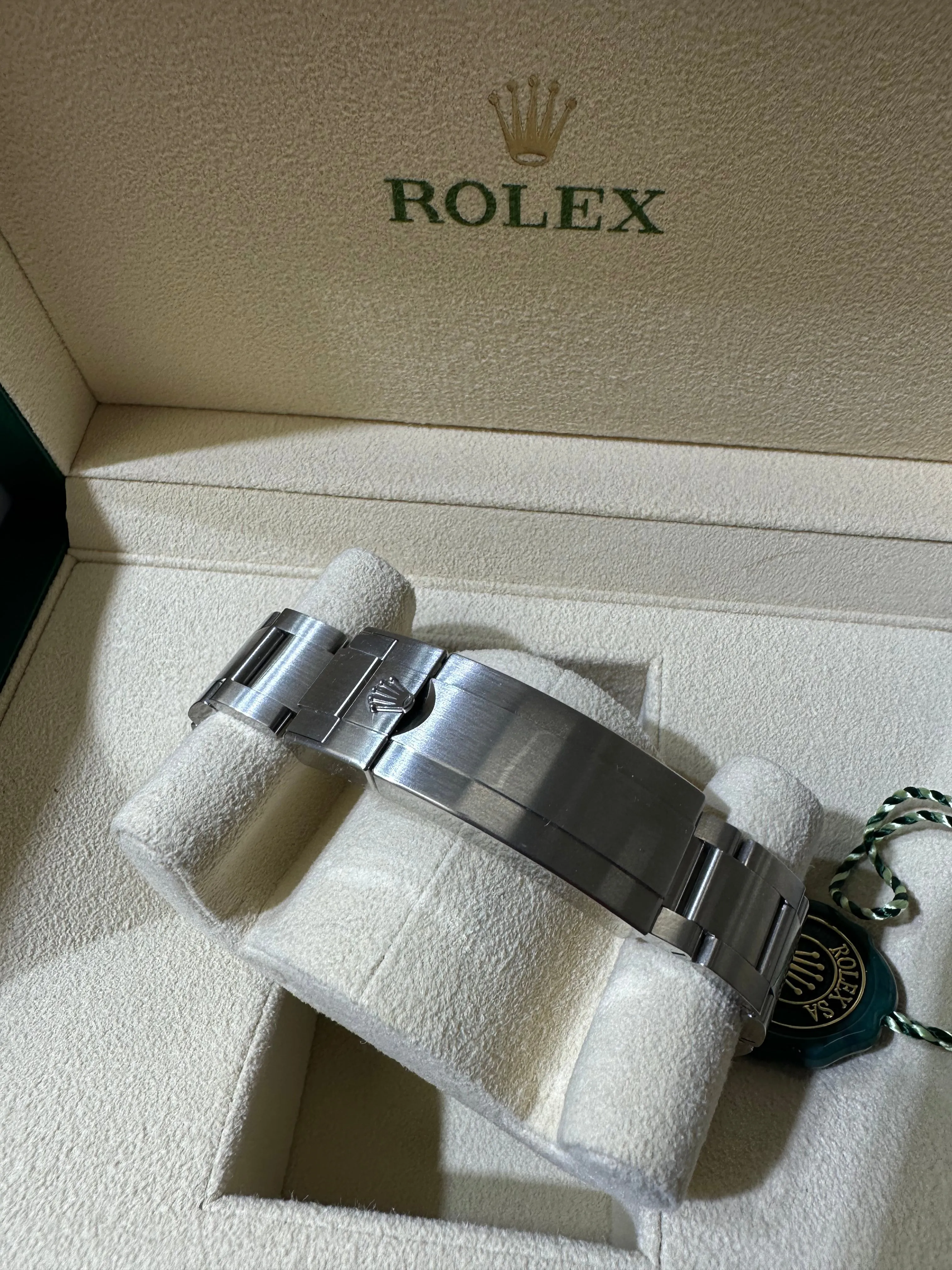 NOS 2020 PAPERS Rolex Submariner Date 'Hulk' Green Ceramic Watch 116610 LV B P