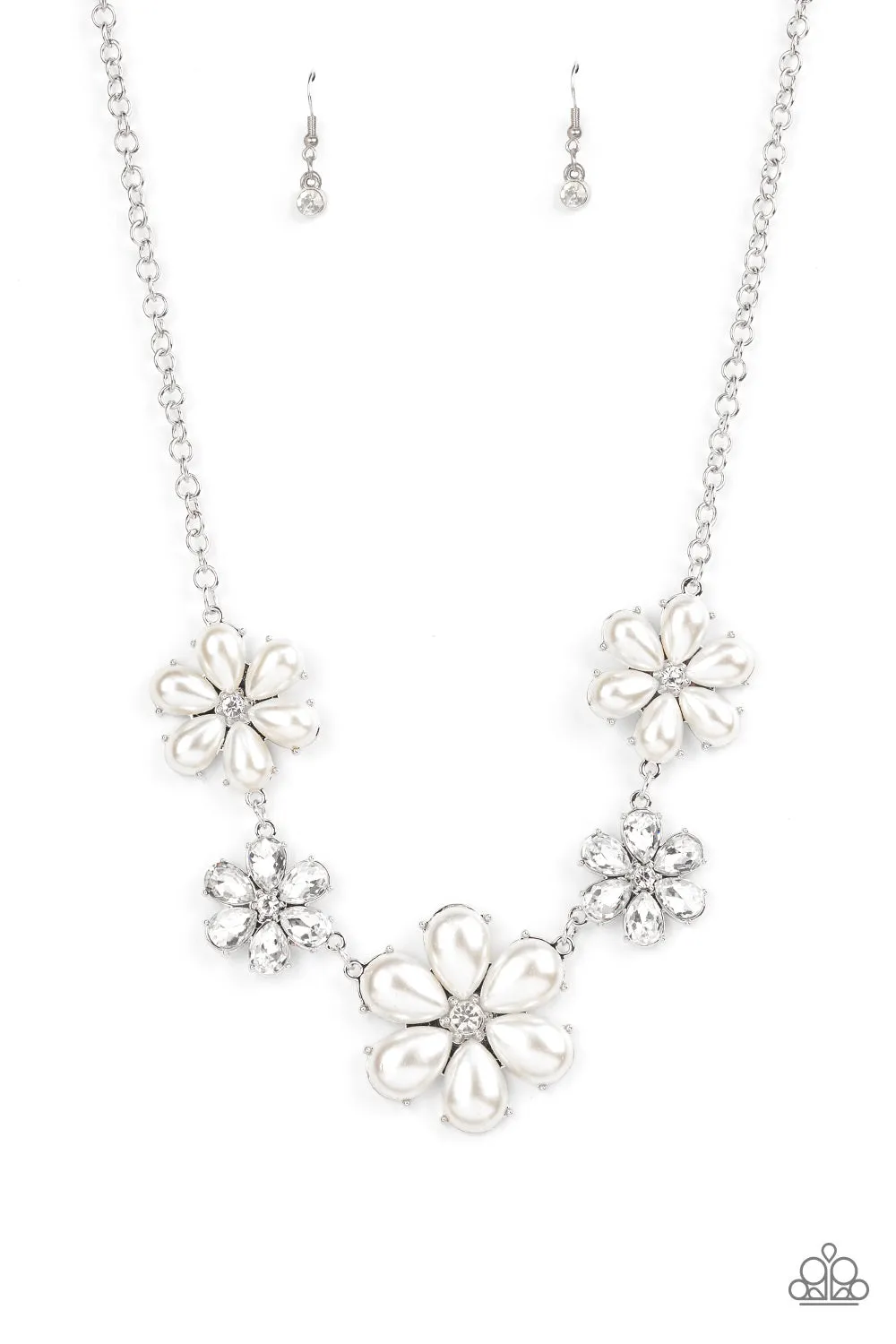 Paparazzi Fiercely Flowering Necklace White