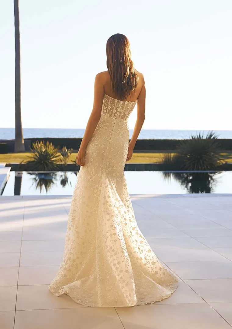 Pronovias: Phoebe