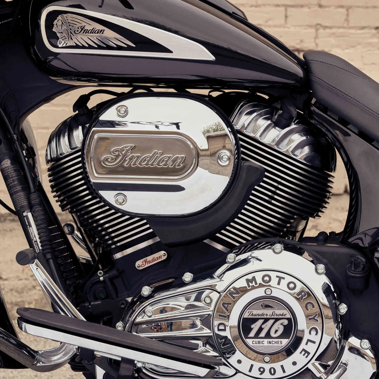 Thunderstroke ® Stage 1 Performance Air Intake, Chrome - 2881779-156